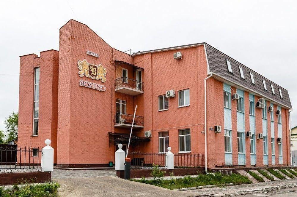 Hotel Boyard Ussuriysk Exterior foto